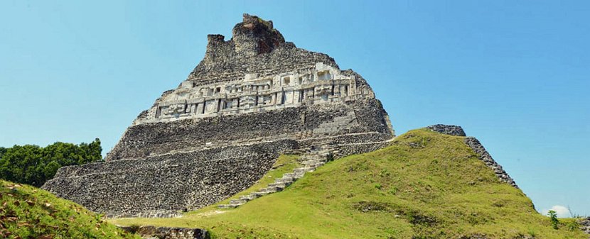 belize-xunantunich-maya